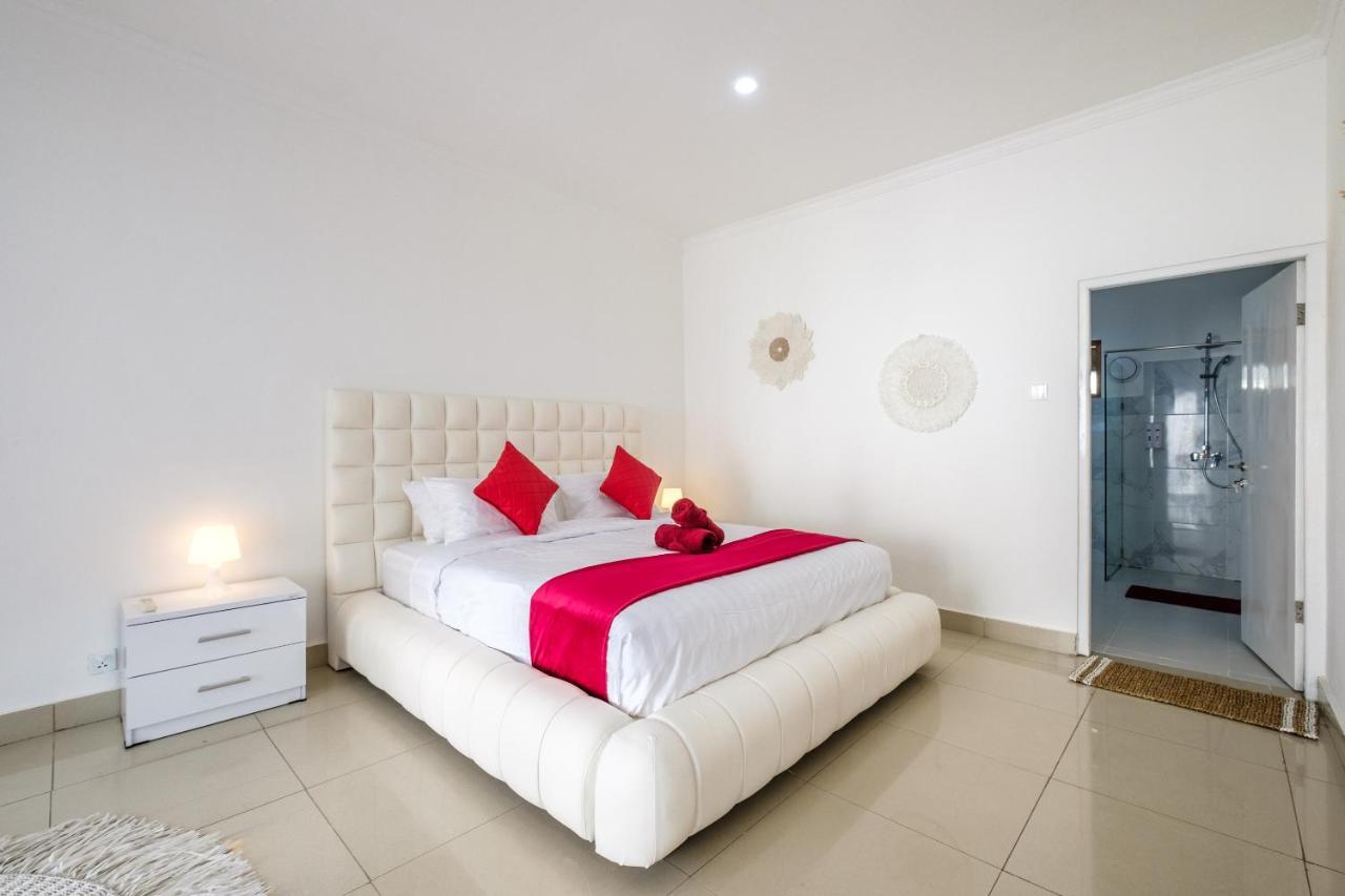 Luxury Minimalist Villa White Angel In Seminyak Bagian luar foto