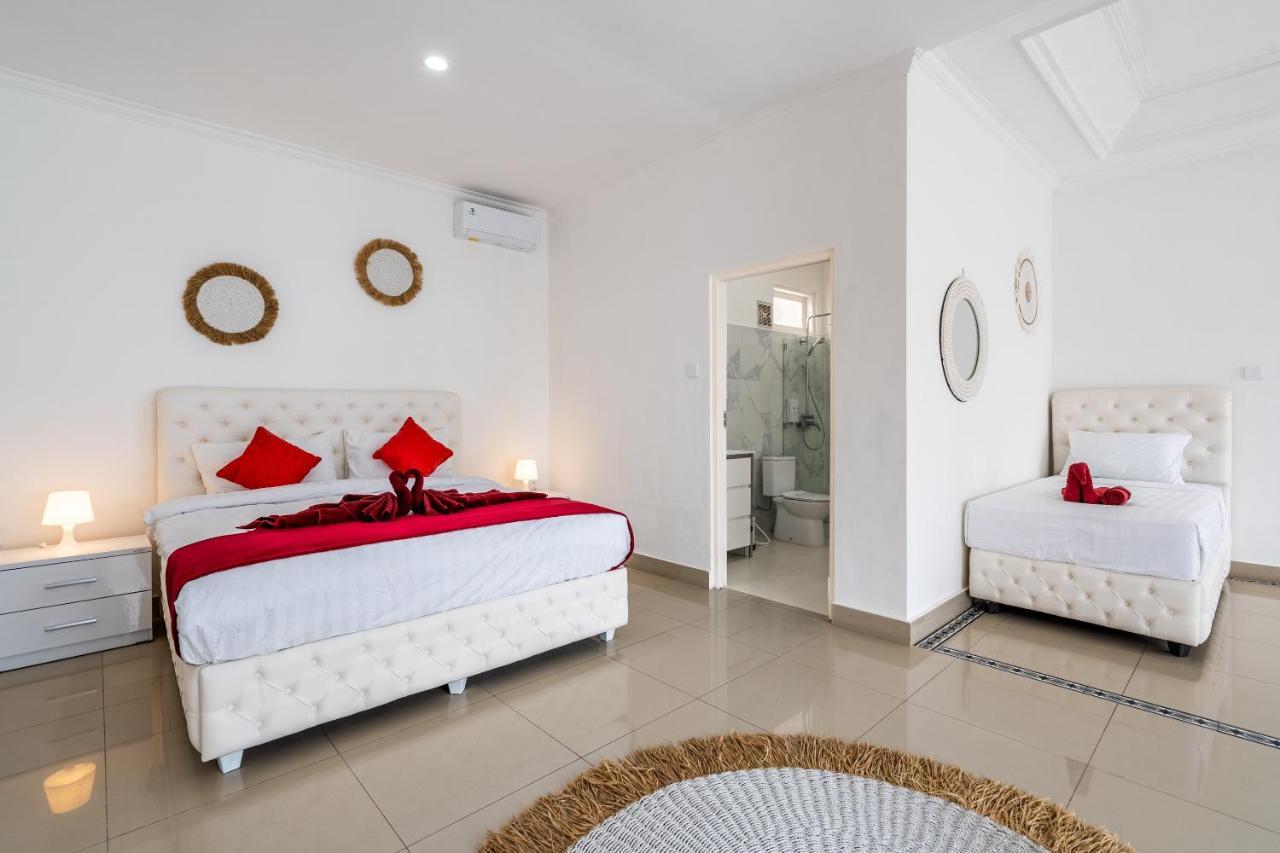 Luxury Minimalist Villa White Angel In Seminyak Bagian luar foto